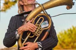 Concert, Volkanik, Orientation, Portrait