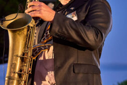 Concert, Volkanik, Orientation, Portrait
