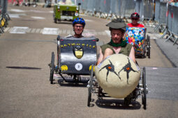 Voiture à pédales, Course, Jurassic (18), Batmobile (9), Bouchonette (119), Méhari (168), Orientation, Paysage