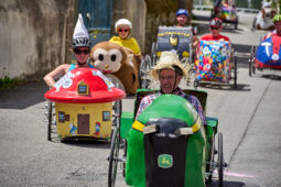 Voiture à pédales, Course, Tracteur (38), Schtroumpfettes (23), Monkey (71), Batmobile (9), Bouchonette (119), Vache normande (87), Chaloupe Geraldine (196), Spiderman (20), Orientation, Paysage