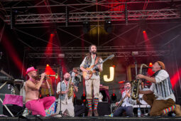 Concert, Les P'tits fils de Jeanine, Orientation, Paysage